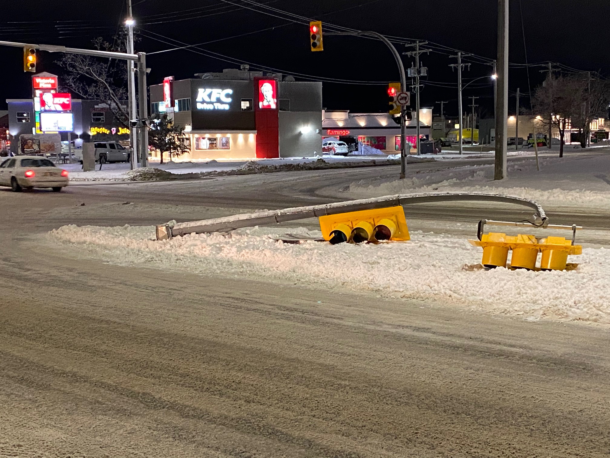 Traffic lights knocked down in Steinbach Local